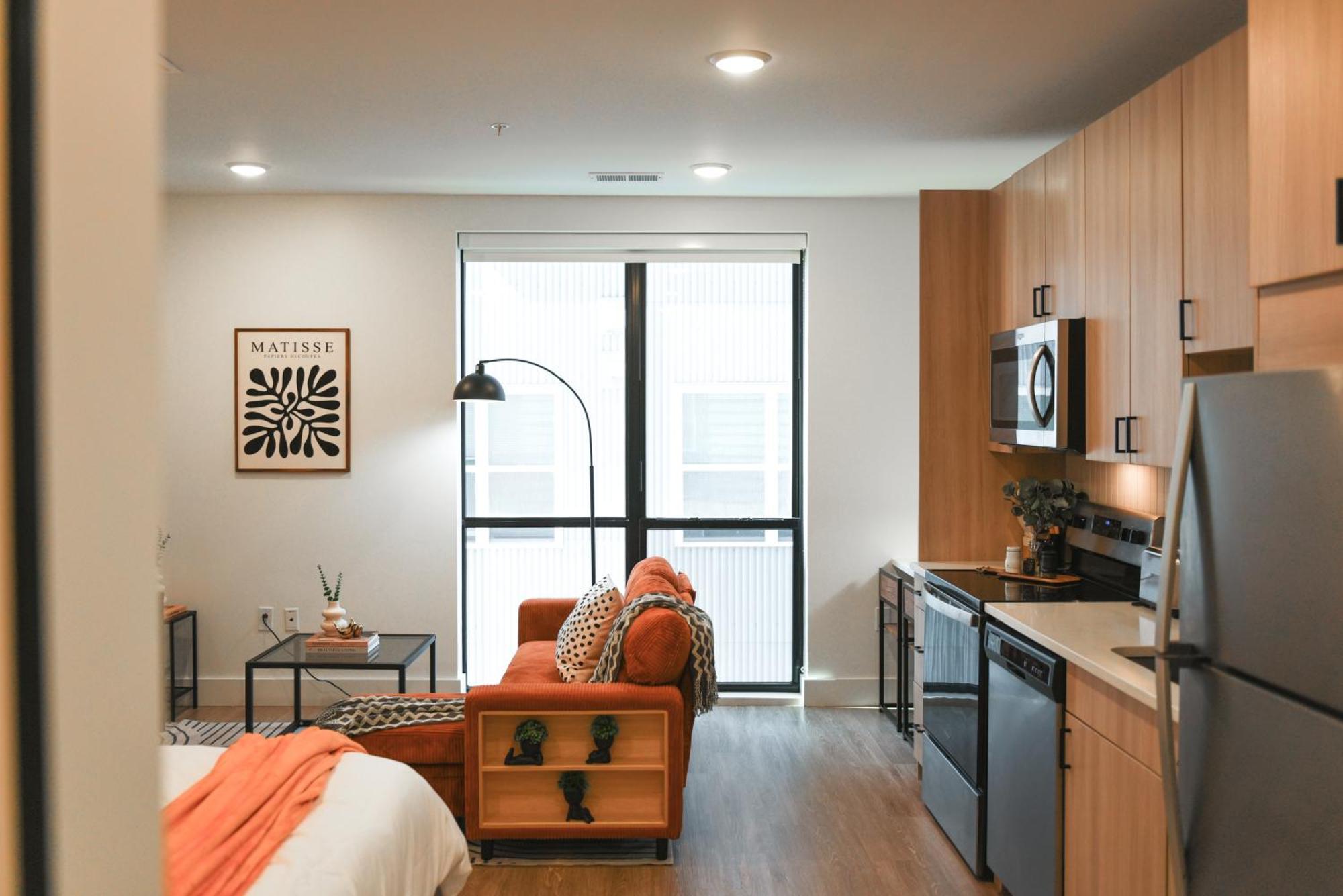 Apartment Lux King Bed Free Parking Pitt Cmu *