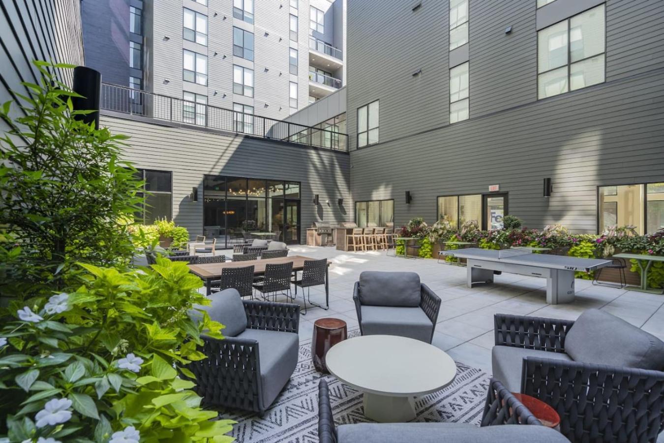 Lux King Bed Free Parking Pitt Cmu *